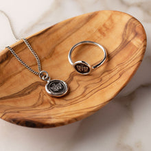 Load image into Gallery viewer, Talisman and matching ring