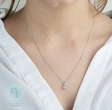 Load image into Gallery viewer, Necklace worn