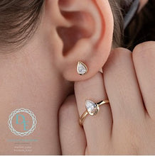 Load image into Gallery viewer, Pear Shaped Picture Frame Diamond Stud Earrings
