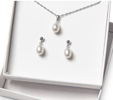 Load image into Gallery viewer, Tessa Pendant and Earrings Set White Pearl Fifth Avenue Jewellers Kamloops BC