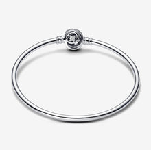 Load image into Gallery viewer, Pandora Moments Encircled Clasp Bangle - Fifth Avenue Jewellers