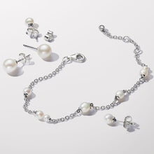 Load image into Gallery viewer, Pandora Treated Freshwater Cultured Pearl Station Chain Bracelet - Fifth Avenue Jewellers