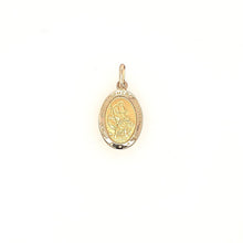 Load image into Gallery viewer, Medium Oval St Christopher Medal In Yellow Gold - Fifth Avenue Jewellers