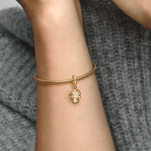 Load image into Gallery viewer, Pandora Heart Snowflake Snow Globe Dangle Charm - Fifth Avenue Jewellers