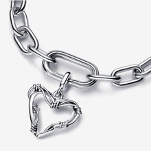 Load image into Gallery viewer, Pandora ME Wire Heart Medallion - Fifth Avenue Jewellers