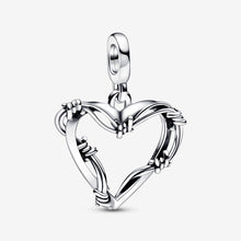 Load image into Gallery viewer, Pandora ME Wire Heart Medallion - Fifth Avenue Jewellers