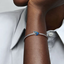 Load image into Gallery viewer, Pandora Metallic Blue Gecko Charm - Fifth Avenue Jewellers