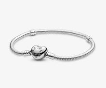 Load image into Gallery viewer, Pandora Moments Heart Clasp Snake Chain Bracelet - Fifth Avenue Jewellers