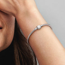 Load image into Gallery viewer, Pandora Moments Marvel Logo Clasp Snake Chain Bracelet - Fifth Avenue Jewellers
