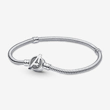 Load image into Gallery viewer, Pandora Moments Marvel The Avengers Logo Clasp Snake Chain Bracelet - Fifth Avenue Jewellers