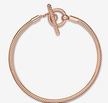 Load image into Gallery viewer, Pandora Rose Moments T-Bar Snake Chain Bracelet - Fifth Avenue Jewellers