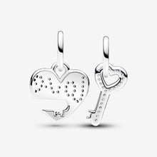 Load image into Gallery viewer, Pandora Splittable Heart & Key Dangle Charm - Fifth Avenue Jewellers