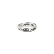 Load image into Gallery viewer, Pyrrha While I Breathe I Hope Poesy Ring - Fifth Avenue Jewellers