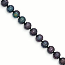 Load image into Gallery viewer, Necklace with dark pearls on a white background
