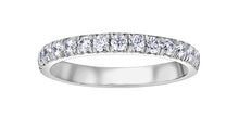 Load image into Gallery viewer, Diamond ring with a white background
