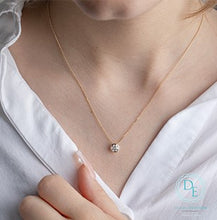 Load image into Gallery viewer, Necklace worn
