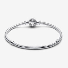 Load image into Gallery viewer, Pandora North Star Clasp Snake Chain Bracelet - Fifth Avenue Jewellers
