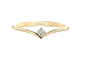Canadian Diamond Solitaire Chevron Band - Fifth Avenue Jewellers