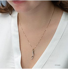 Load image into Gallery viewer, Diamond Twist Pendant Necklace - Fifth Avenue Jewellers
