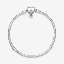Load image into Gallery viewer, Pandora Disney Princess Moments Heart Snake Chain Bracelet - Fifth Avenue Jewellers
