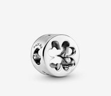 Load image into Gallery viewer, Pandora Luck &amp; Courage Four-Leaf Clover Charm - Fifth Avenue Jewellers

