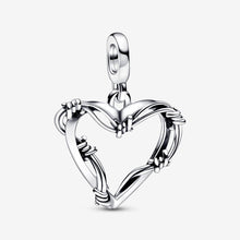 Load image into Gallery viewer, Pandora ME Wire Heart Medallion - Fifth Avenue Jewellers
