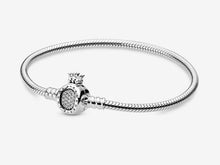 Load image into Gallery viewer, Pandora Moments Crown O Clasp Snake Chain Bracelet - Fifth Avenue Jewellers
