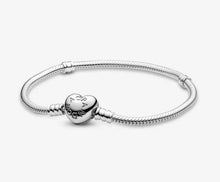 Load image into Gallery viewer, Pandora Moments Heart Clasp Snake Chain Bracelet - Fifth Avenue Jewellers
