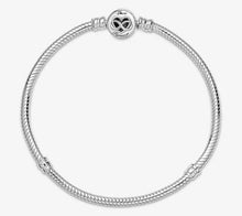 Load image into Gallery viewer, Pandora Moments Heart Infinity Clasp Snake Chain Bracelet - Fifth Avenue Jewellers

