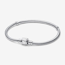 Load image into Gallery viewer, Pandora Moments Marvel Logo Clasp Snake Chain Bracelet - Fifth Avenue Jewellers
