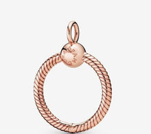 Load image into Gallery viewer, Pandora Moments Small O Pendant - Fifth Avenue Jewellers
