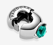 Load image into Gallery viewer, Pandora Round Green Solitaire Clip Charm - Fifth Avenue Jewellers
