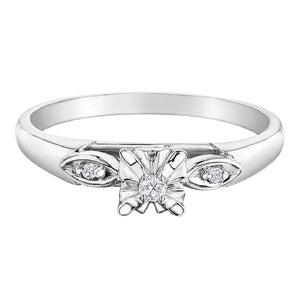 Three Stone Diamond Engagement Ring in White Gold - Fifth Avenue Jewellers